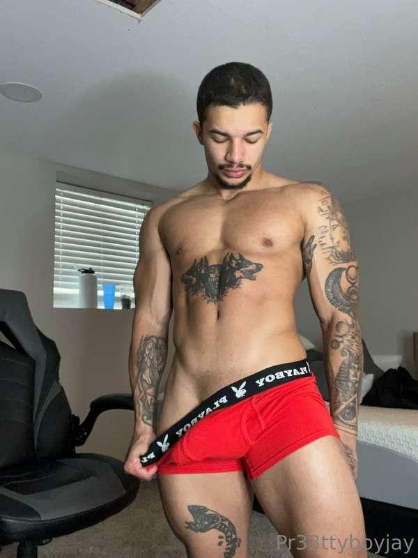 i could use some company, babe 😈