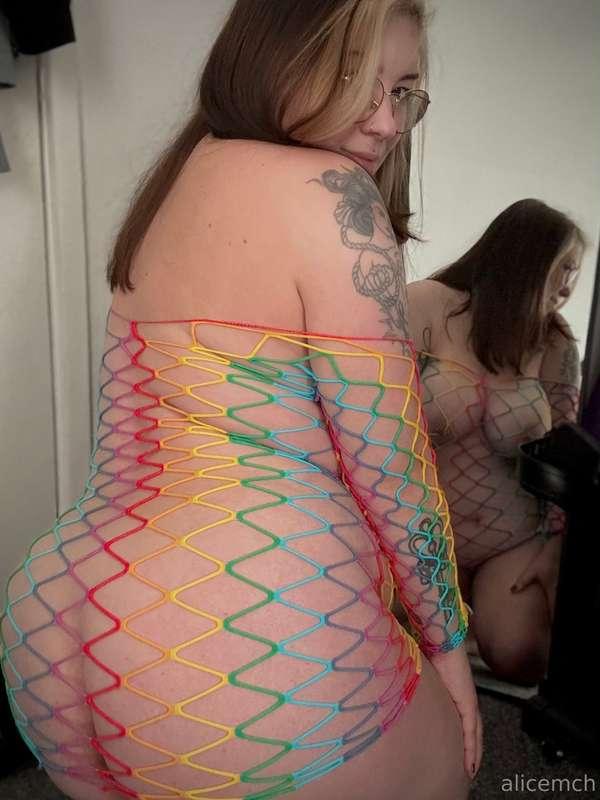 Holy Butt Cheeks 🍑