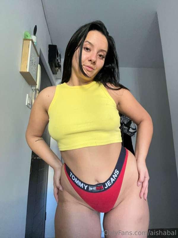 Fetish monday🤭 comment your fetish and I'll choose one lucky..