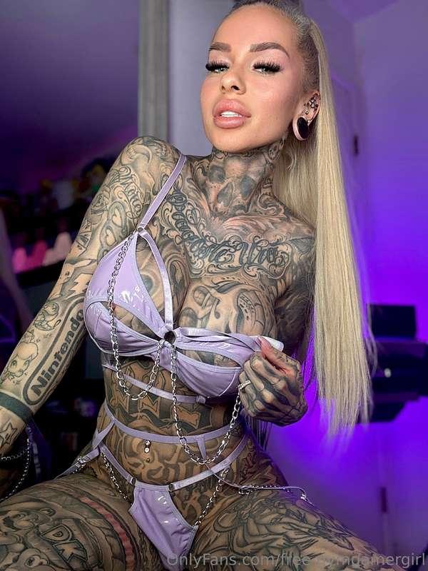 Let’s get naked babe 💦