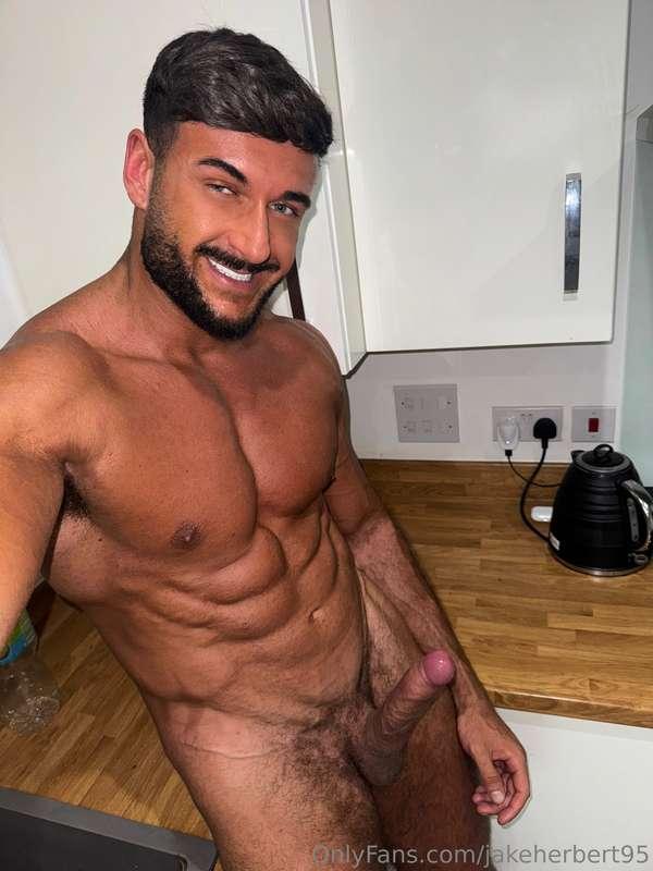 Always happy when I’m horny 😈