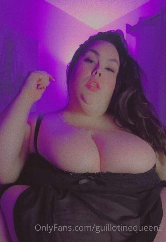 New content soon my loves 😈