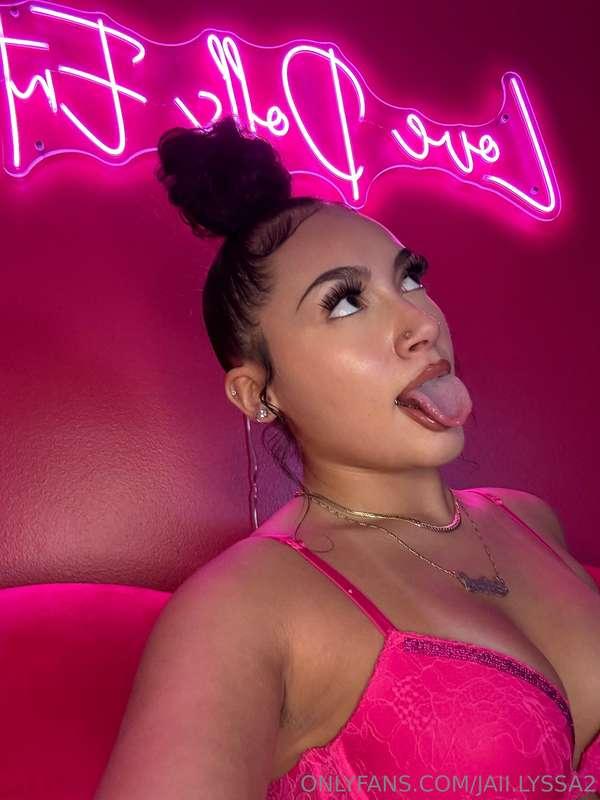 👅💦💕