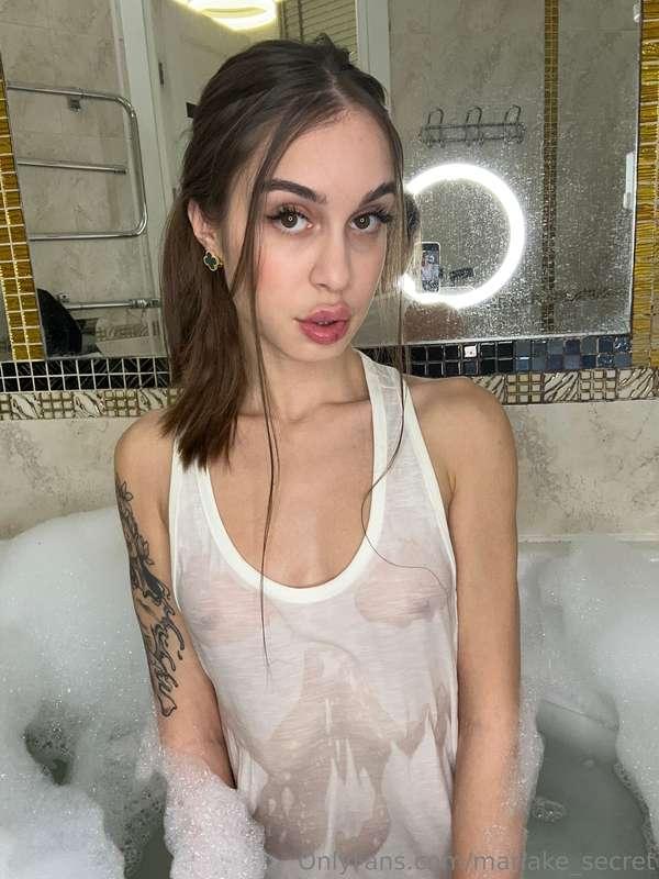 Baby's really wet today 😂