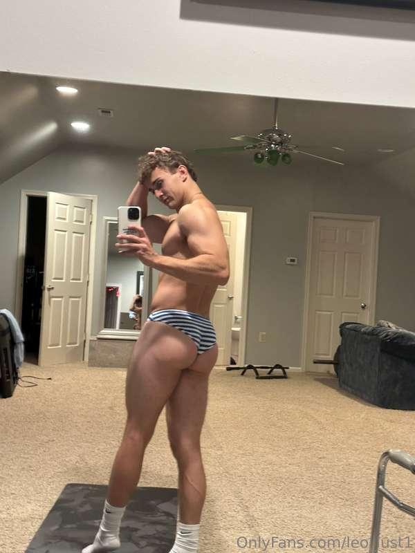 leo_lust1 image #1