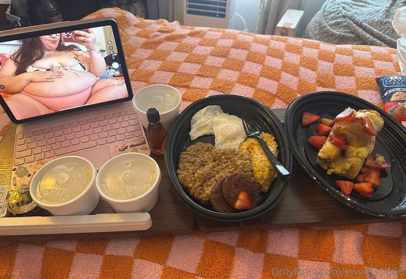 Breakfast is the most important meal of the day 🤭 had to mak..