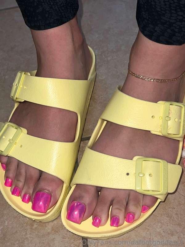 dafootgoddess1 image #1