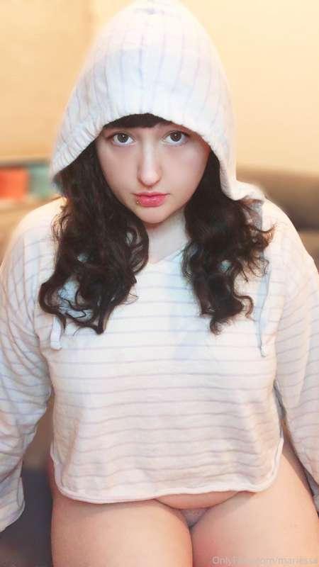 POV, I’m your bratty gf trying to get your attention cause I..