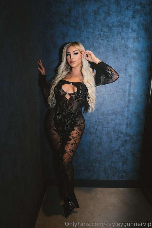 *Touch every inch* ⌛