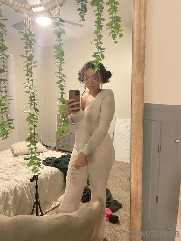 jungle feeling with these lianas on my mirror 🤓