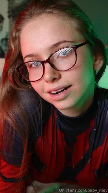 Do these glasses look good on me?👓