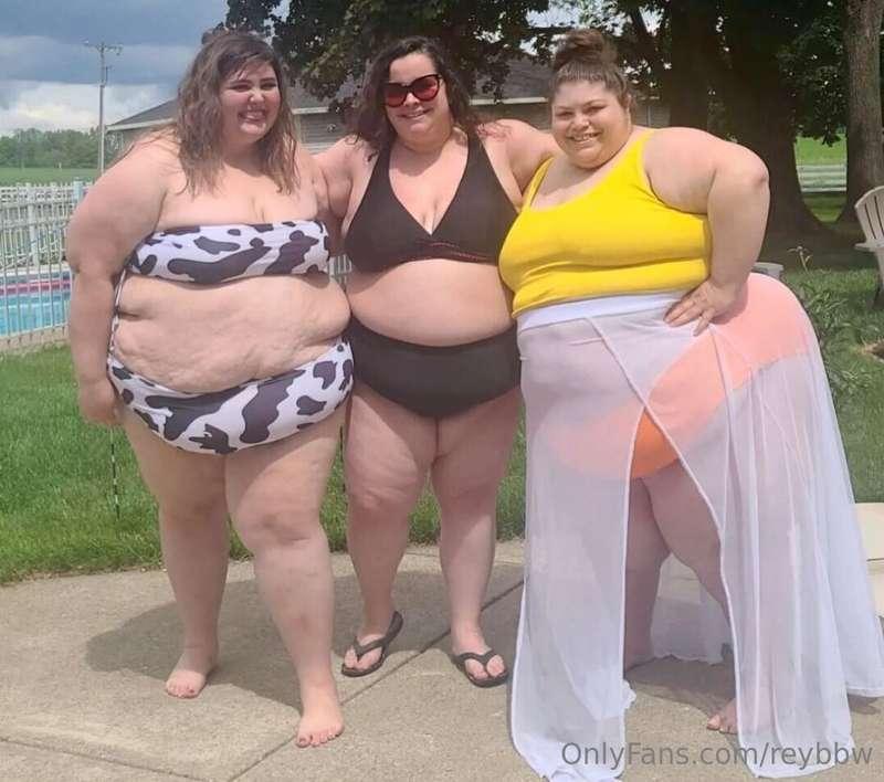 Going live for the first time ever tomorrow!

Join myself, @..