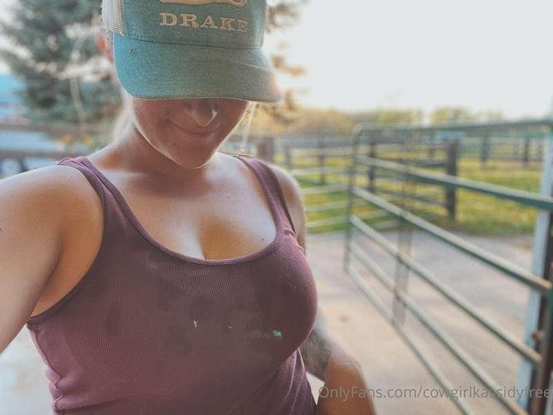 Doing cowgirl shit 😉