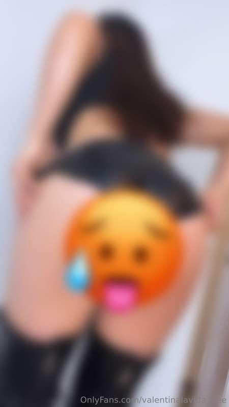 I take off my short leather pants and then you put your 👅 be..