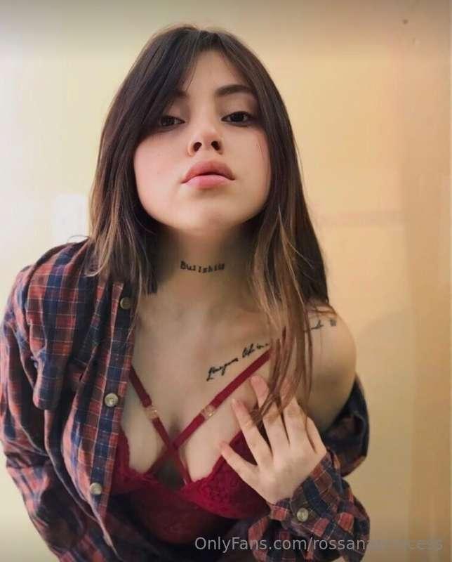 𝓣𝓱𝓮 𝓛𝓪𝓼𝓽 𝓐𝓹𝓹𝓵𝓮 𝓲𝓷 𝓽𝓱𝓮 𝓓𝓮𝓼𝓮𝓻𝓽 🍎🤤💦🌸 @laylaapple 🌸✨ 𝙃𝙞 𝙗𝙖𝙗𝙮! 💓 ..