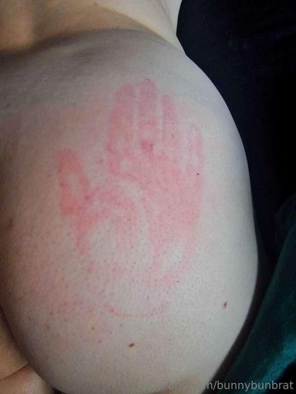 Bunny got a good spanking from daddy 🤤