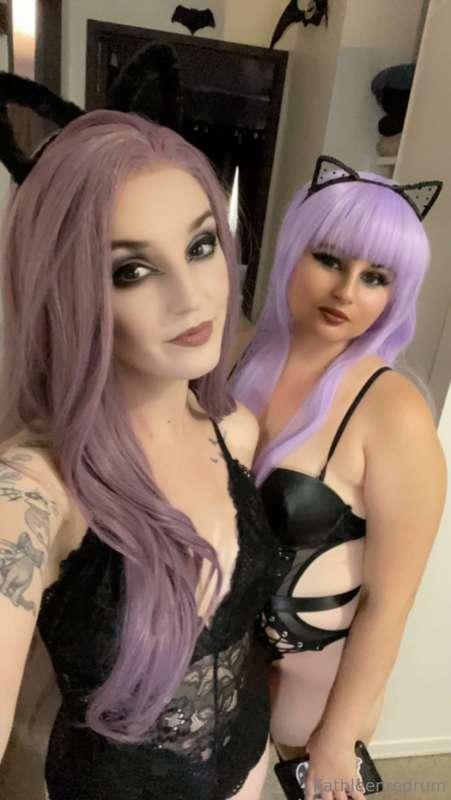 Wishing my girl @nymphpixie a very happy birthday today !! 🎂..