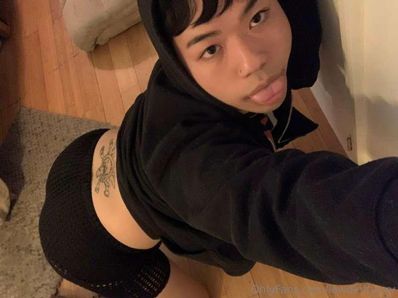 goodnight guys… im gonna buy a new sex machine when i wakeup..