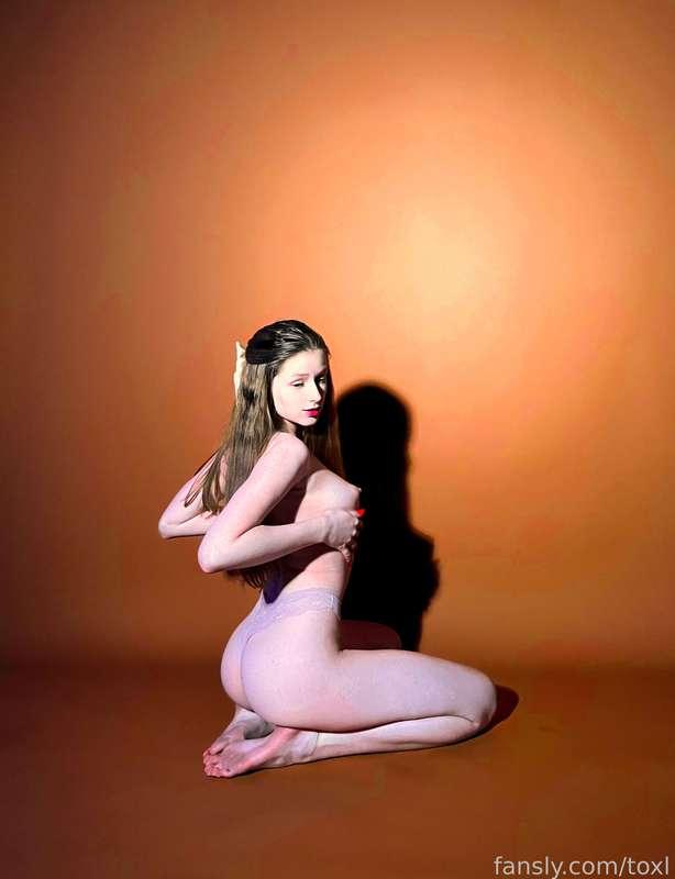 toxl image #1