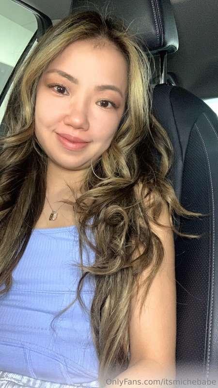 Lmk what you think of my new look 😘 I'll send you a couple m..