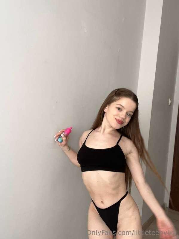 😈