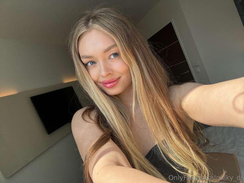 🤗 𝚂𝚘𝚖𝚎𝚝𝚒𝚖𝚎𝚜 𝚢𝚘𝚞 𝚐𝚎𝚝 𝚒𝚗 𝚝𝚑𝚊𝚝 𝚖𝚘𝚘𝚍 𝚠𝚑𝚎𝚛𝚎 𝚢𝚘𝚞 𝚓𝚞𝚜𝚝 𝚜𝚖𝚒𝚕𝚎, 𝚊𝚗𝚍 𝚒..