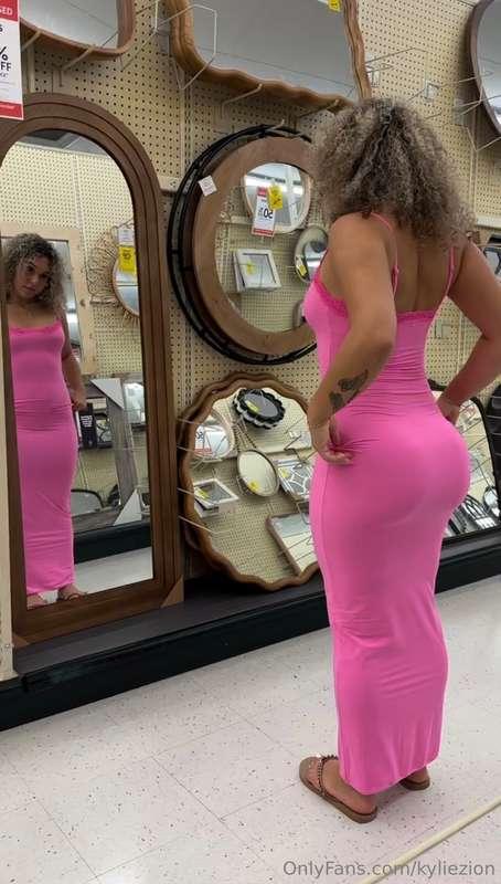 Rate my booty 1-10