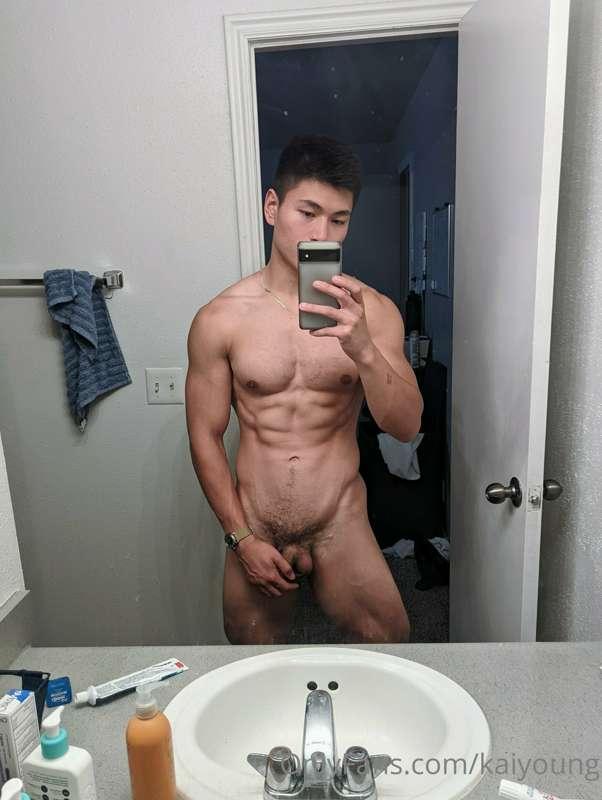 Front 🍆