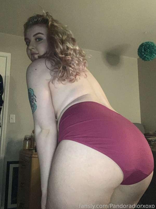 Spank me I’ve been a bad girl 

https://fans.ly/r/Pandoradiorxoxo

#spanking #fyp #badgirl #horny #tease #flirt #blonde #thick #paleskin #curvy #undies #panties #ass #pawg #pandorasbox #pandoradior3 #free