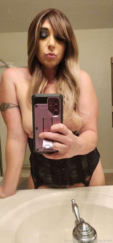 hotwifesarah image #5