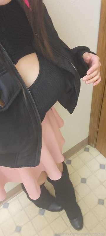 I went to the arcade :) do you like my fit?