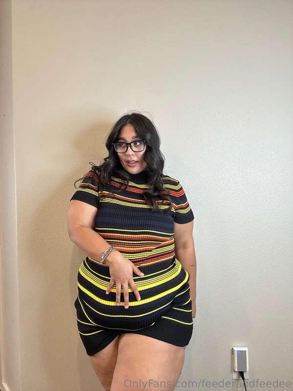 Pre-stuffing pics in this cute lil dress, just wait til you ..