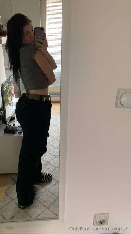 Dressed up or naked? 