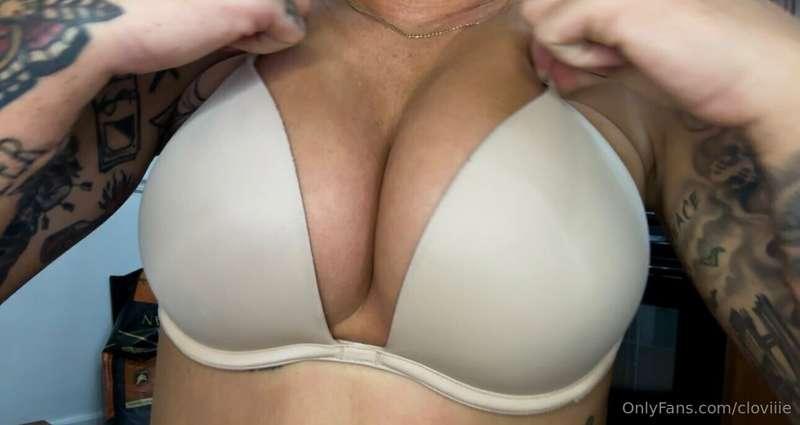 Squeeze them 😍
