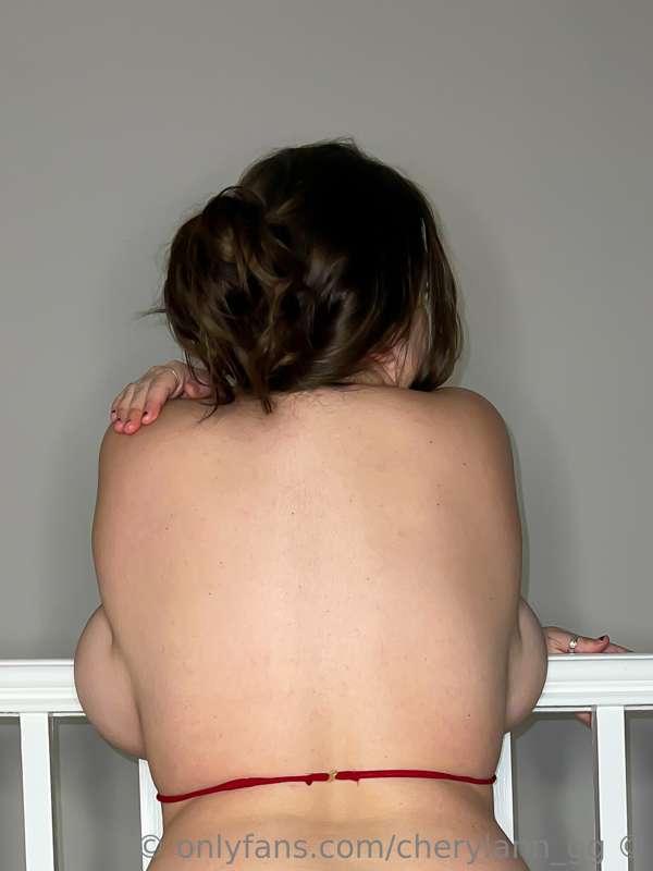 Fuck me from behind babe. 😉