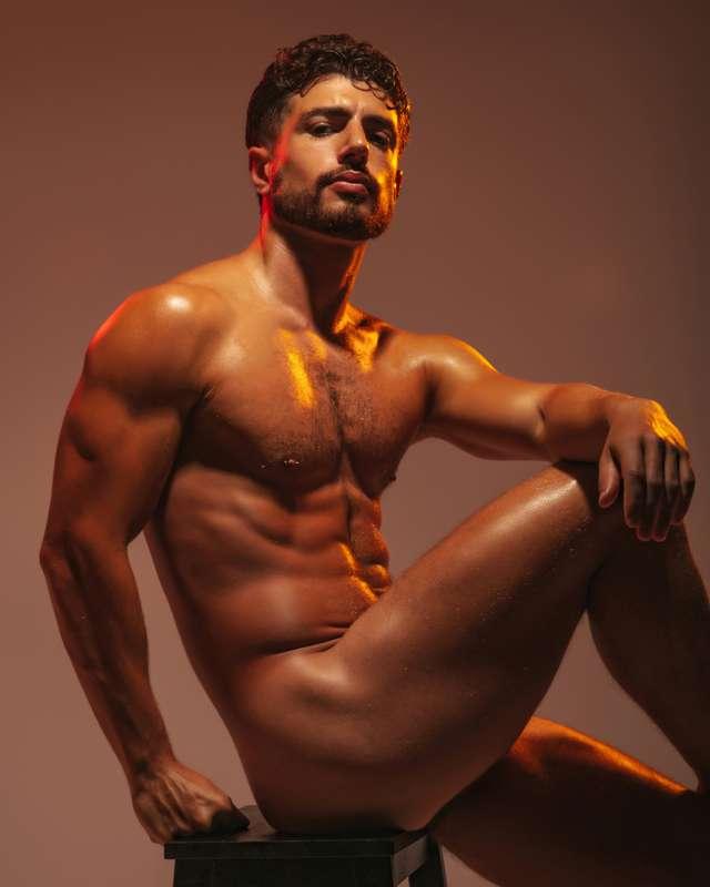 joan_crisol image #2