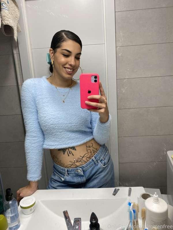 A que esperas para  subscribirte a mi Onlyfans?! 😈

🖤💥3$💥
🖤 ..