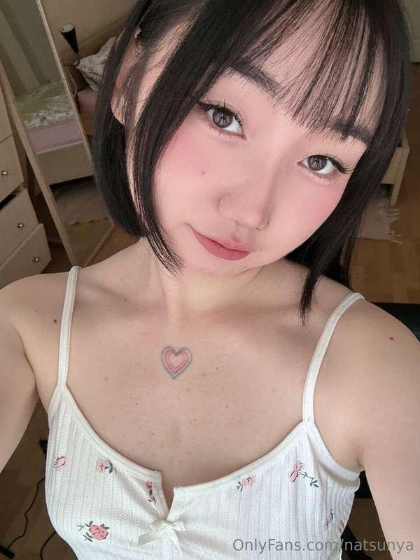 So, what do you guys think of my bangs?💗ฅ ̳͒•ˑ̫• ̳͒ฅ♡
