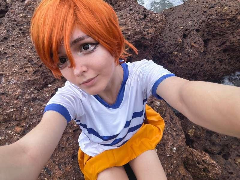 🧡Nami cosplay selfies

I created anime makeup, made some photos at home (mostly on/off and uncensored pics), then I went to the beach to make non-nude pics and vids there. it was pretty cool location, with huge rocks and sea and almost no people around, so I really enjoyed the process of making content not at home :3

unfortunately I missed the sunset, the sky today was too cloudy, but it’s not such a big problem


#fyp #cosplaygirl #cosplay #cosplayer #selfie #tomboy #enby #nonbinary #shorthair
