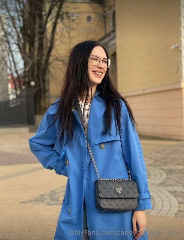 Strolling through the city streets on a crisp afternoon, you..