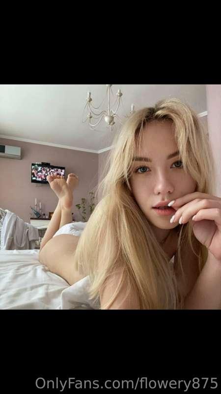 ✨ @your_luxury_luna ✨                             
⚡️ FREE 💫..