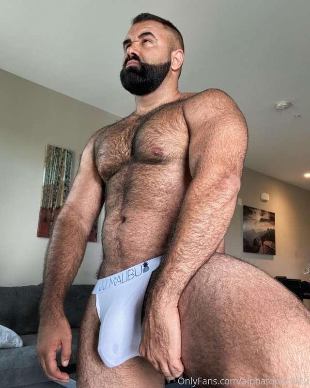 SWIPE for DICK 🍆
“Like” if u want it in either for both hole..