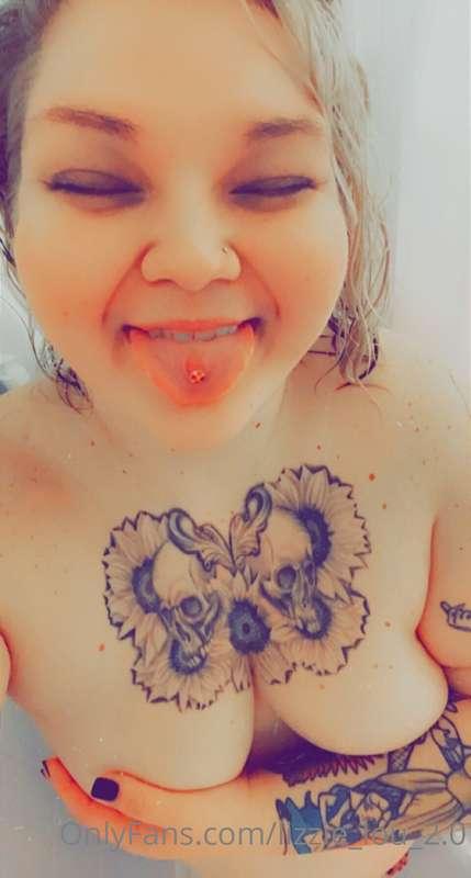 Happy thirsty Thursday!!!💋💋💋💋