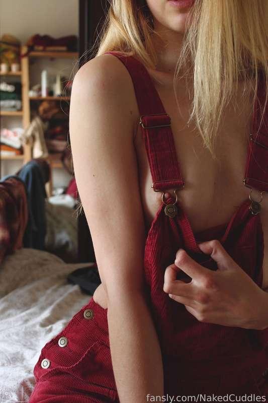 nakedcuddles image #3