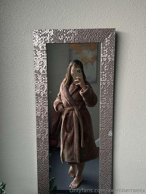 I got a new robe. 