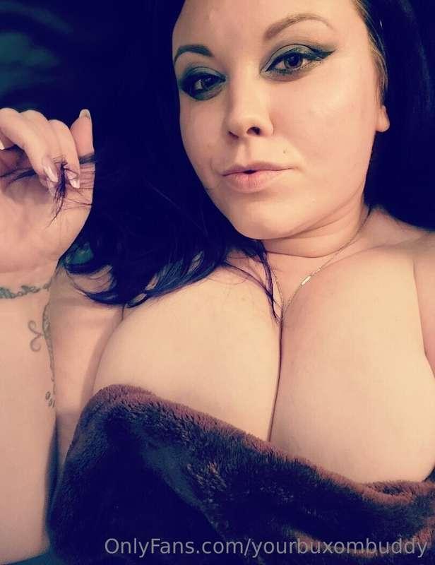 I know I look serious, but I'm just a cute goober.