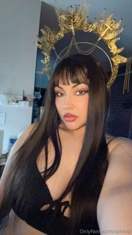 I'm horny TN who wants to talk nasty with me?? I can't help ..