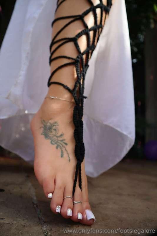 footsiegalore image #11