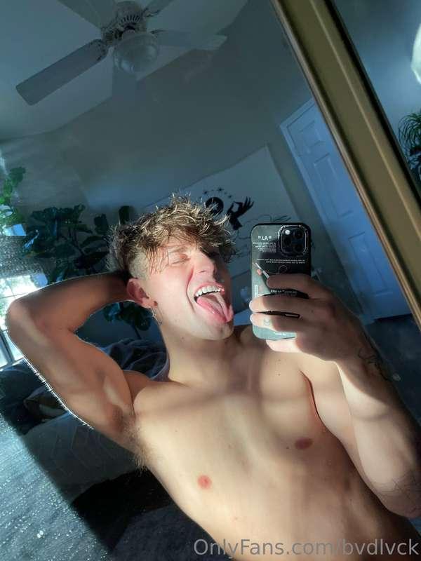 **let me lick it** 👅
