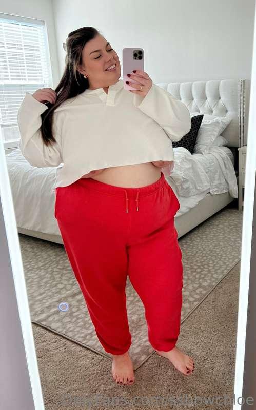 Starting to need help carrying this belly around 🤭